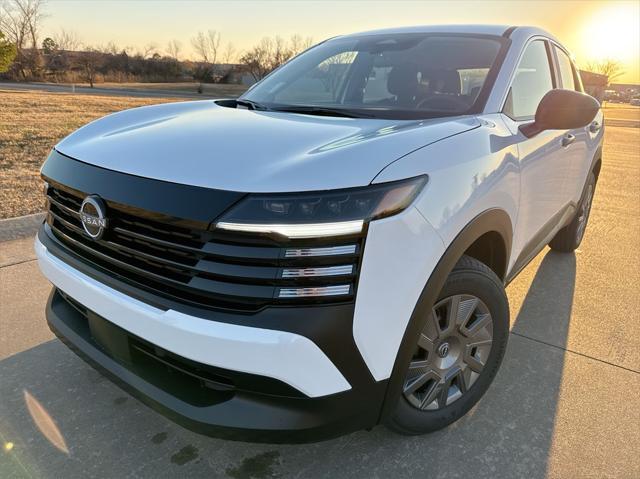 new 2025 Nissan Kicks car, priced at $24,464