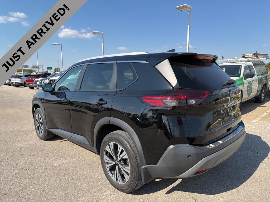 used 2022 Nissan Rogue car, priced at $21,994