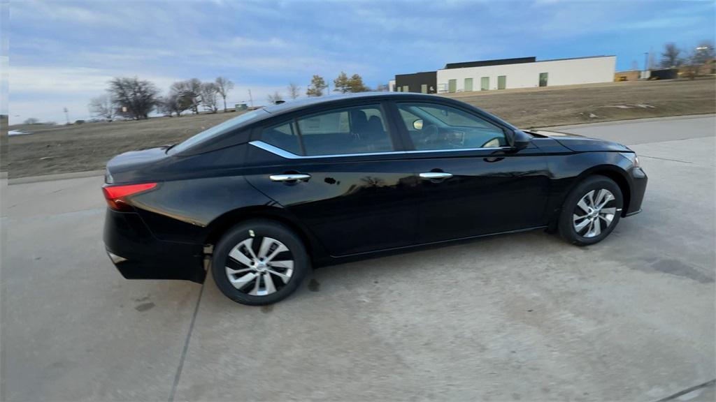 new 2025 Nissan Altima car, priced at $25,623