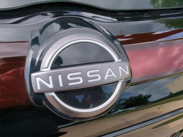 new 2025 Nissan Kicks car, priced at $21,994