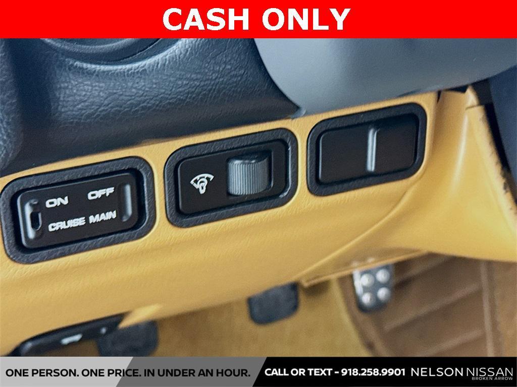 used 1995 Mazda MX-5 Miata car, priced at $10,999