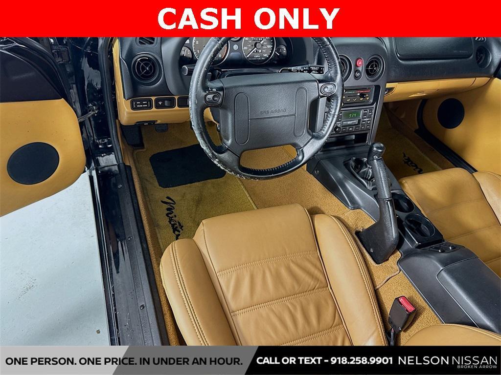 used 1995 Mazda MX-5 Miata car, priced at $10,999