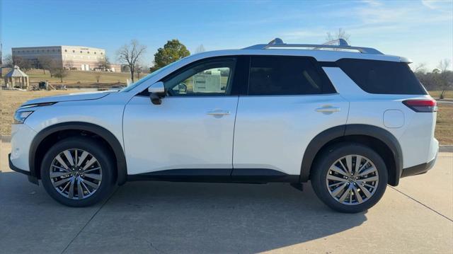 new 2025 Nissan Pathfinder car, priced at $44,471