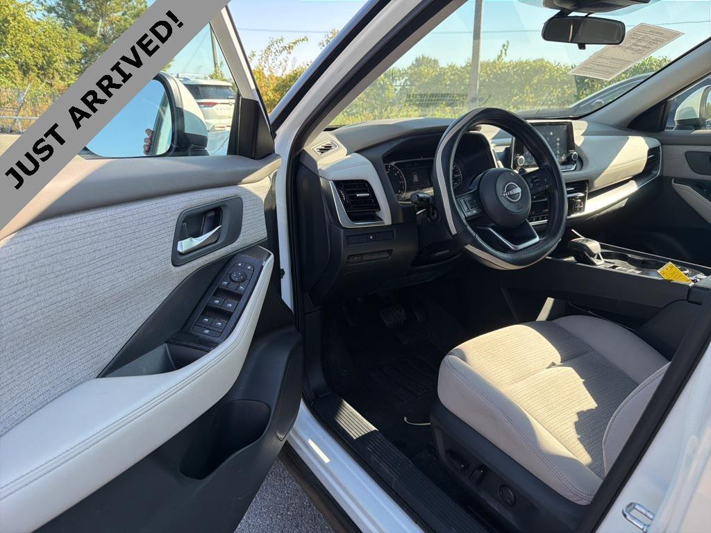 used 2022 Nissan Rogue car, priced at $22,494