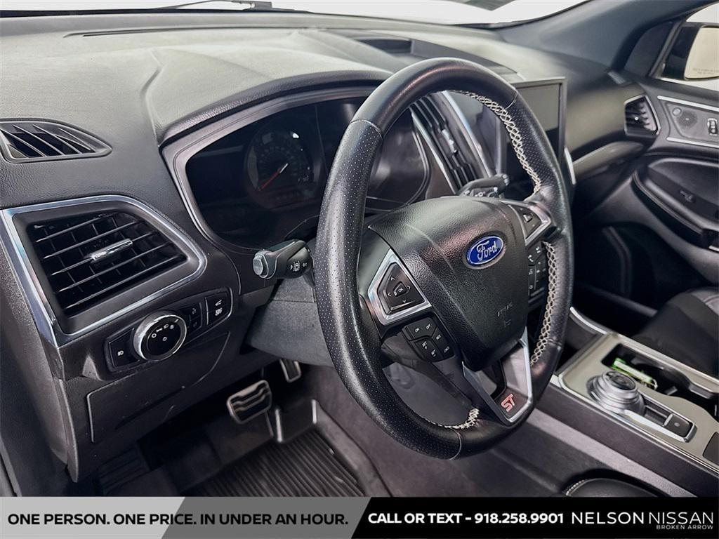 used 2023 Ford Edge car, priced at $28,732