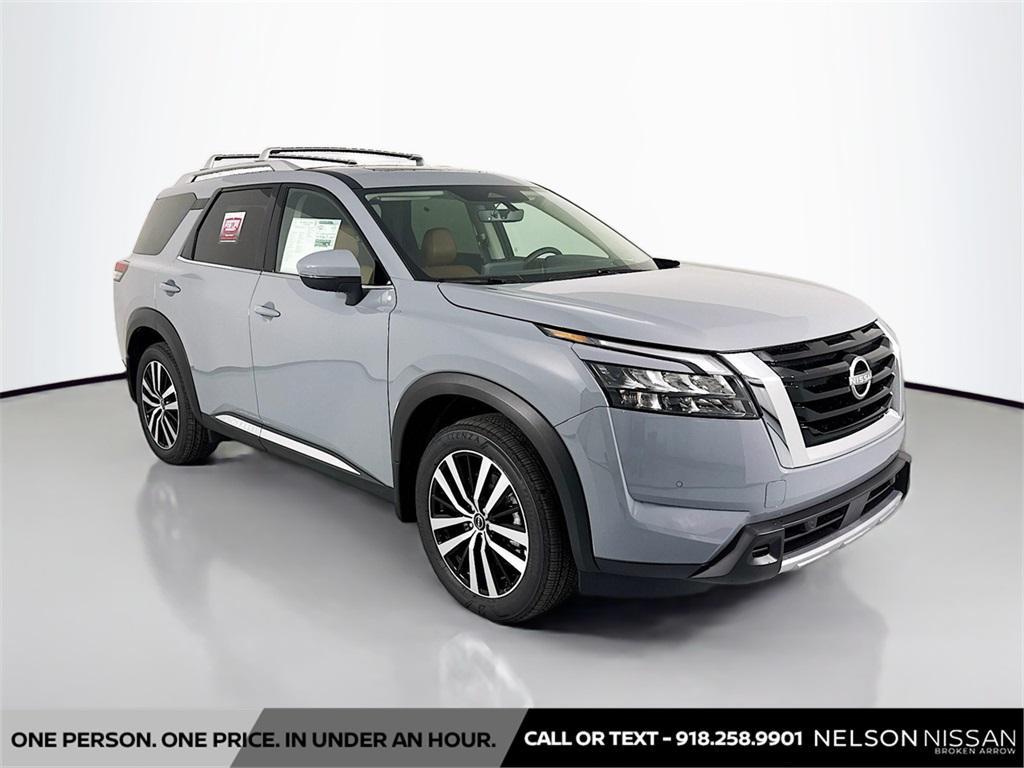 new 2025 Nissan Pathfinder car, priced at $50,618
