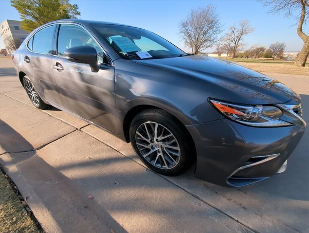 used 2017 Lexus ES 350 car, priced at $22,991