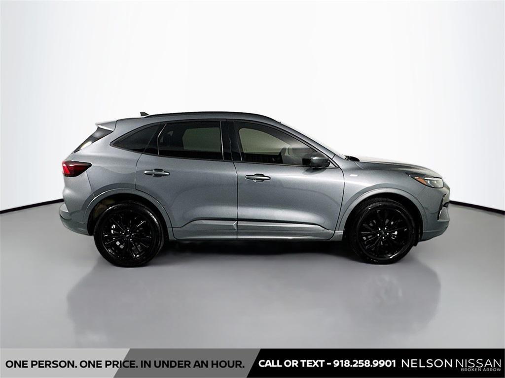 used 2023 Ford Escape car, priced at $26,994