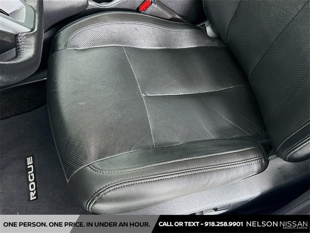 used 2019 Nissan Rogue car, priced at $16,338