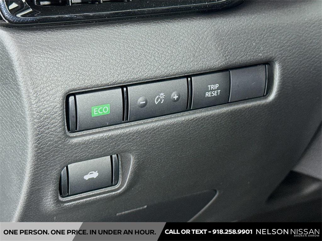 new 2025 Nissan Sentra car, priced at $23,470