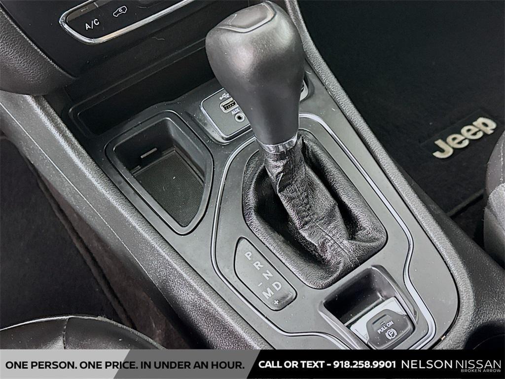 used 2019 Jeep Cherokee car, priced at $12,999