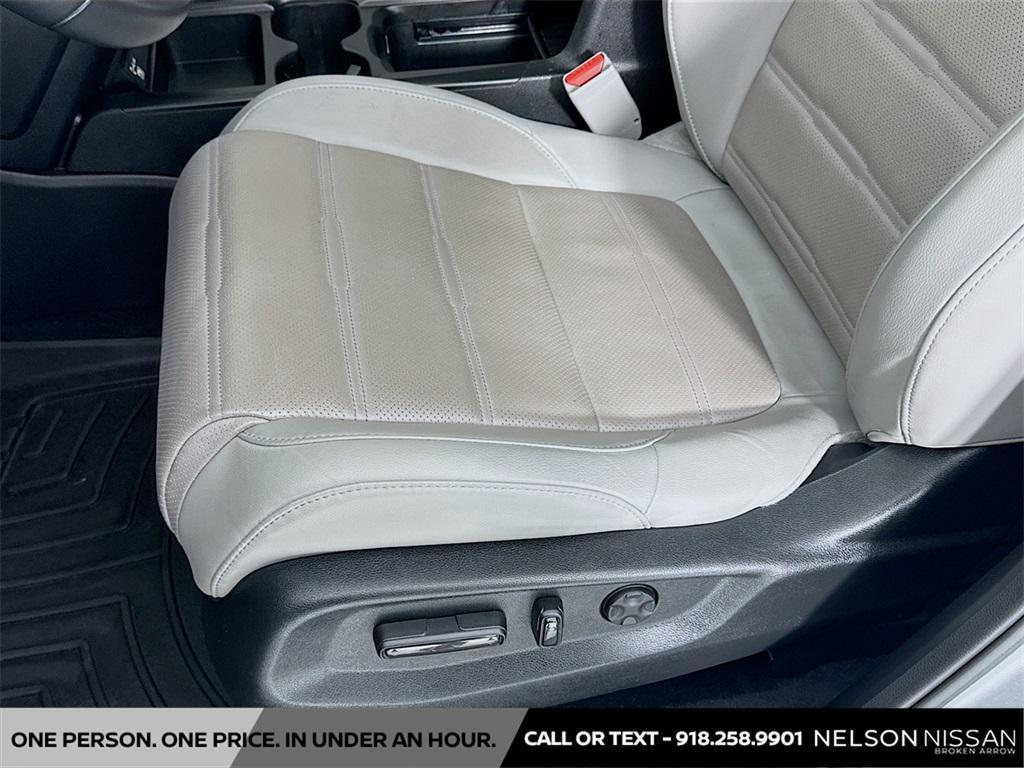 used 2022 Honda CR-V car, priced at $30,994