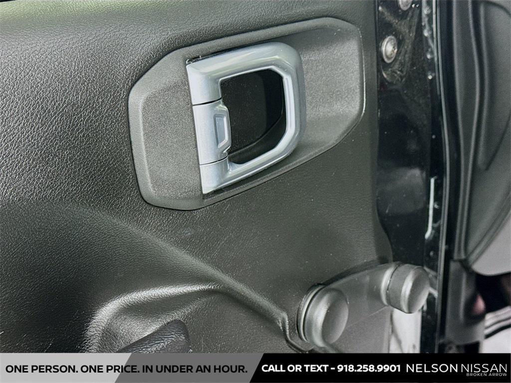 used 2023 Jeep Gladiator car, priced at $35,994