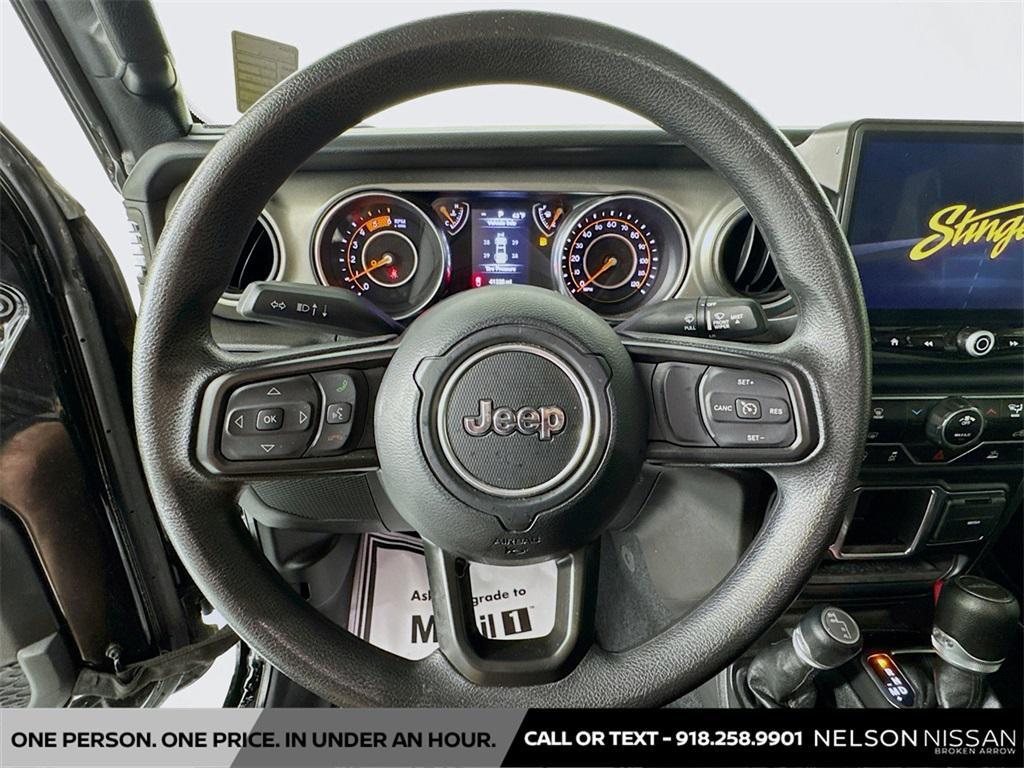 used 2023 Jeep Gladiator car, priced at $35,994