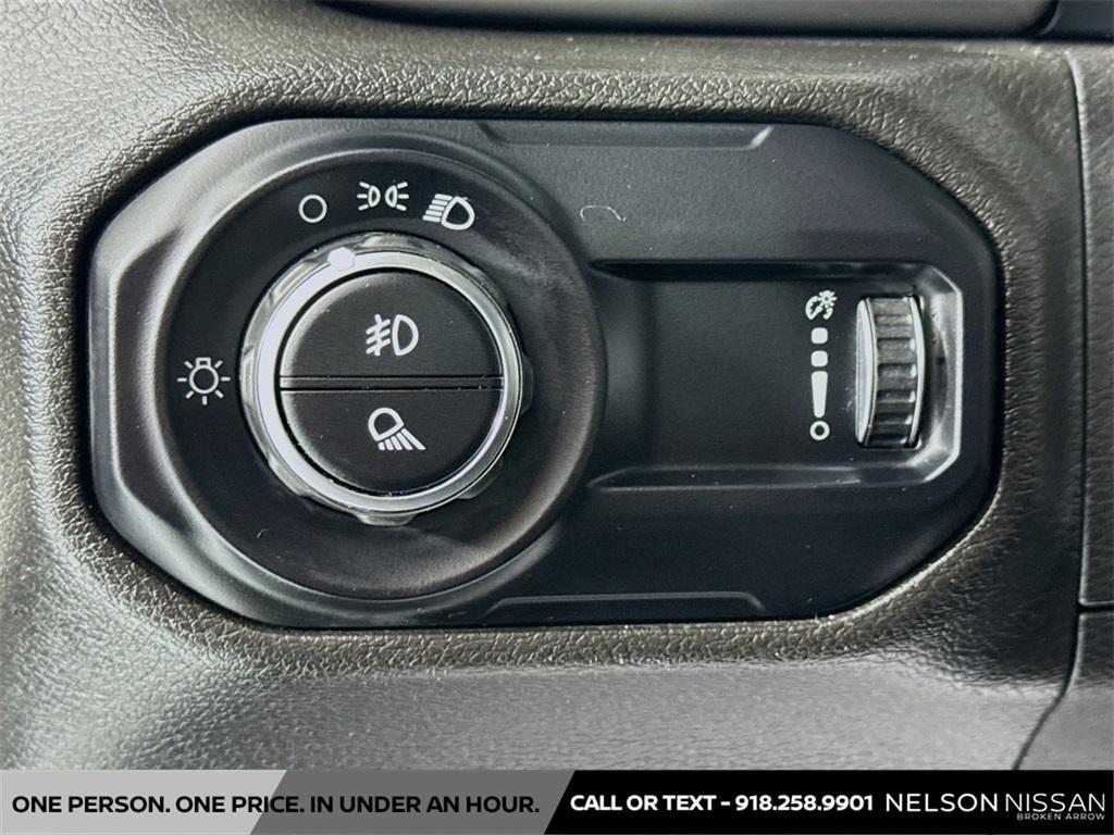 used 2023 Jeep Gladiator car, priced at $35,994