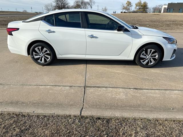 new 2025 Nissan Altima car, priced at $25,738