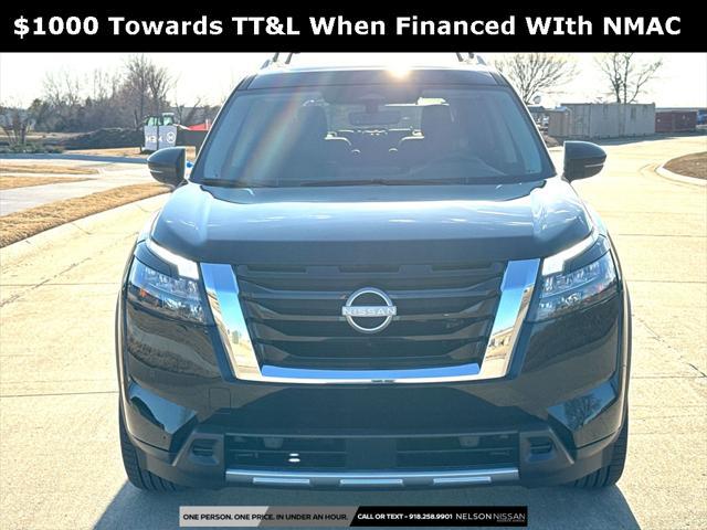new 2025 Nissan Pathfinder car, priced at $45,386