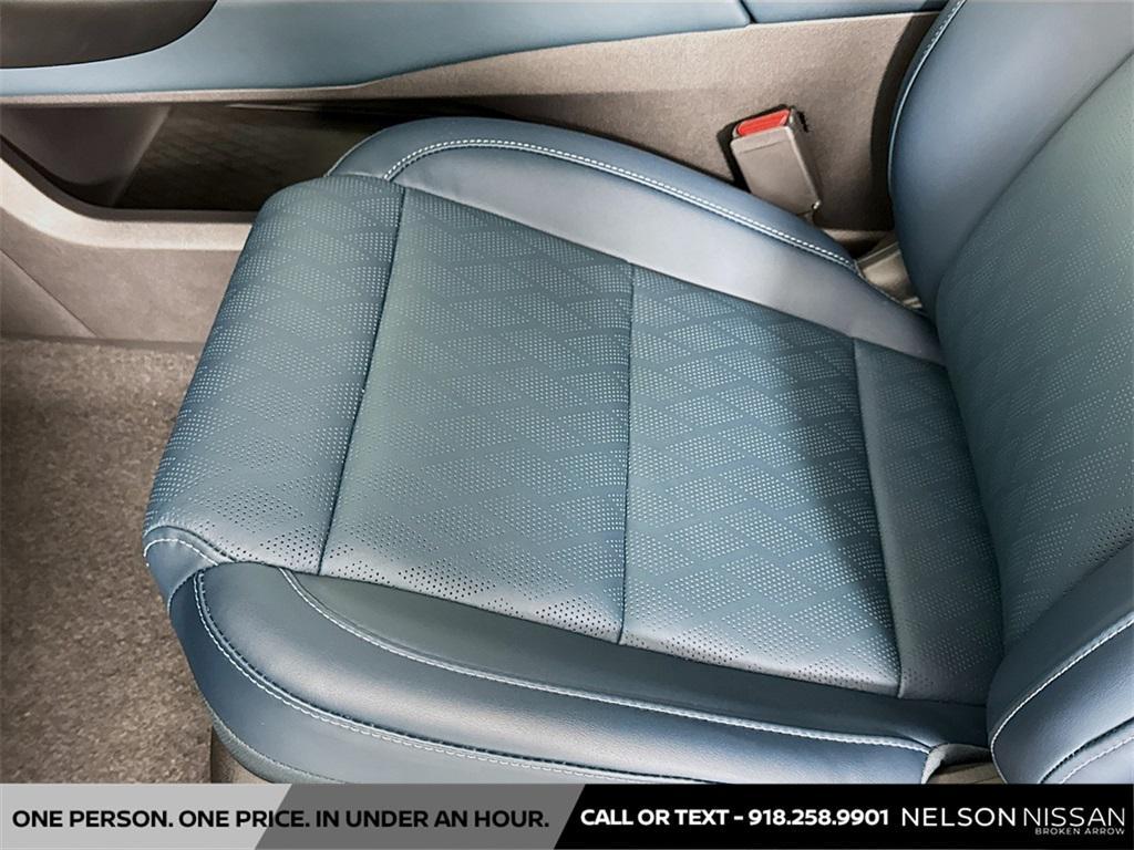 new 2025 Nissan Murano car, priced at $43,703