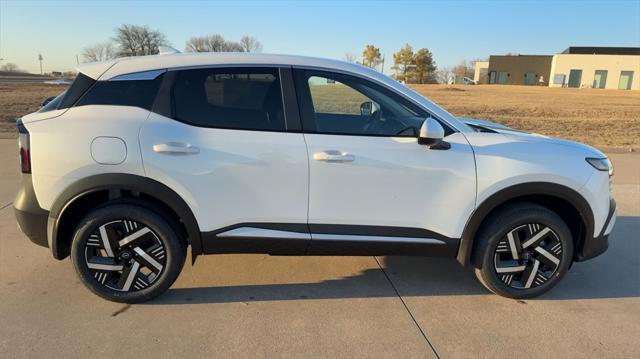 new 2025 Nissan Kicks car, priced at $26,000