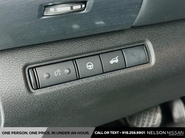 new 2025 Nissan Pathfinder car, priced at $43,442