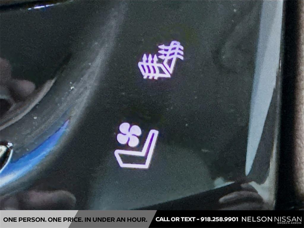 used 2014 Cadillac XTS car, priced at $11,994