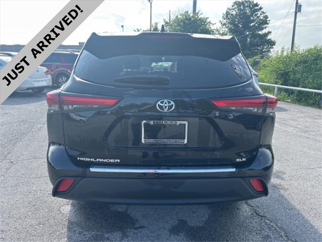 used 2020 Toyota Highlander car, priced at $23,999
