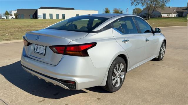 used 2019 Nissan Altima car, priced at $19,999