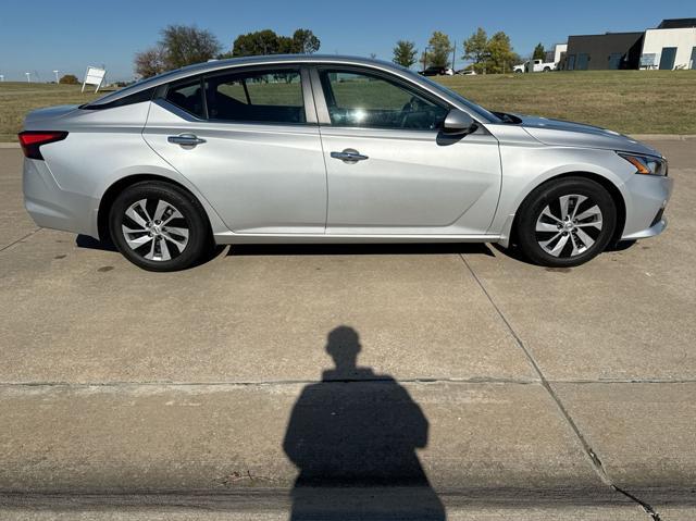 used 2019 Nissan Altima car, priced at $19,999