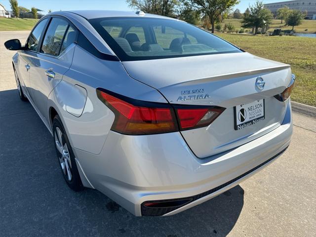 used 2019 Nissan Altima car, priced at $19,999