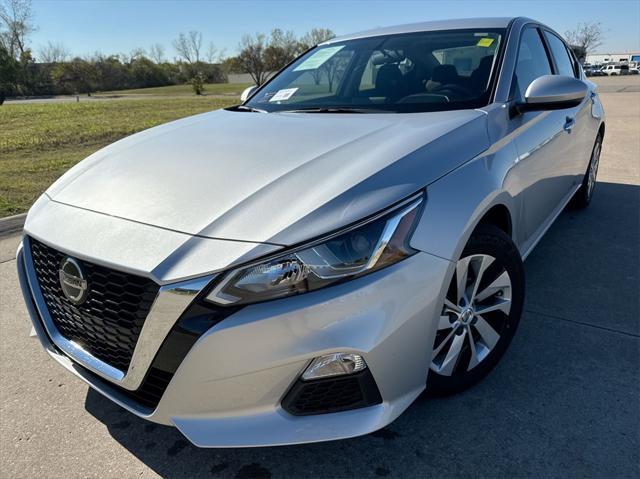 used 2019 Nissan Altima car, priced at $19,999