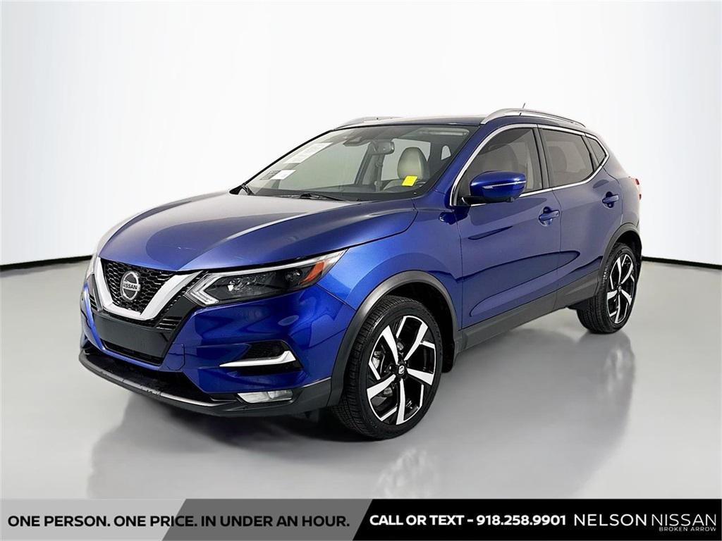 used 2022 Nissan Rogue Sport car, priced at $19,999