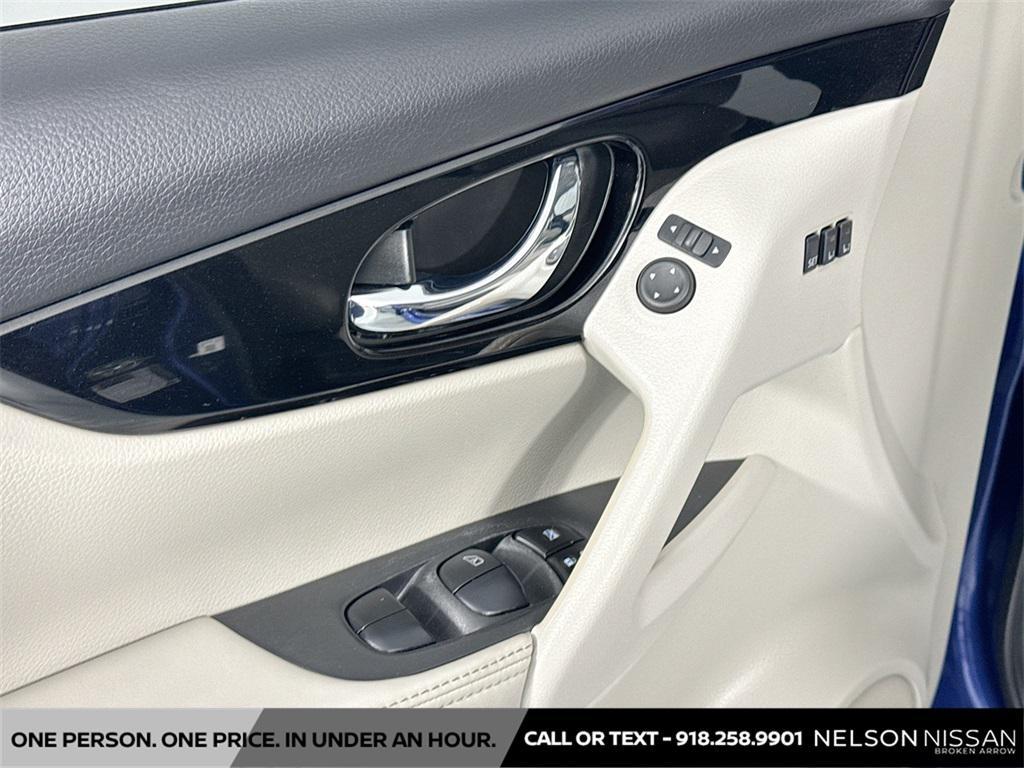 used 2022 Nissan Rogue Sport car, priced at $19,999