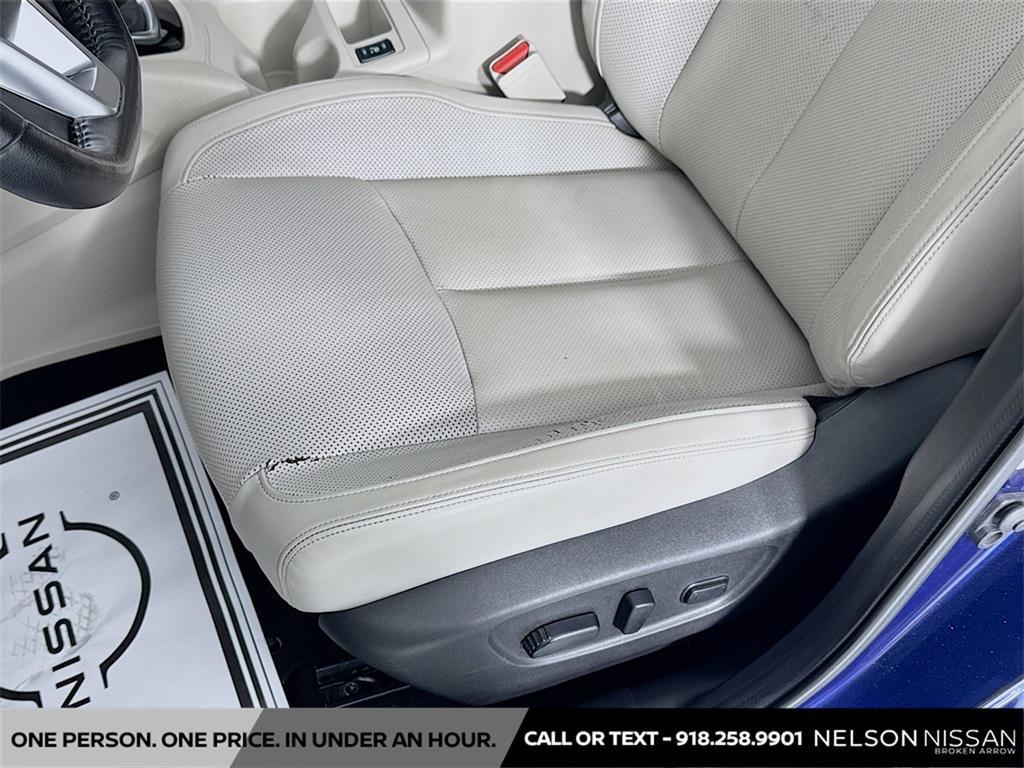 used 2022 Nissan Rogue Sport car, priced at $19,999