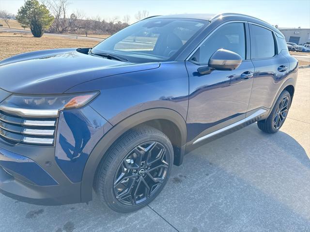 new 2025 Nissan Kicks car, priced at $30,111