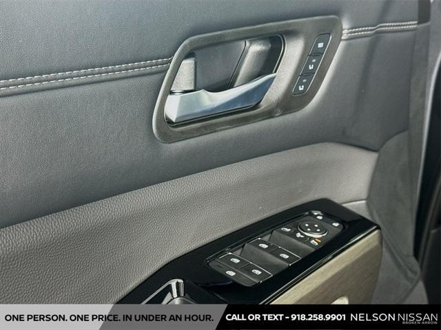 new 2025 Nissan Pathfinder car, priced at $49,936