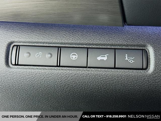 new 2025 Nissan Pathfinder car, priced at $49,936