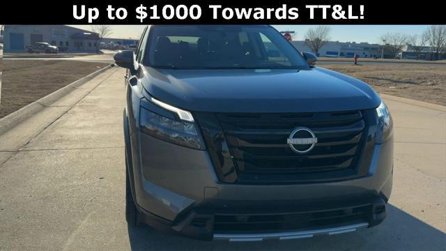 new 2025 Nissan Pathfinder car, priced at $49,966