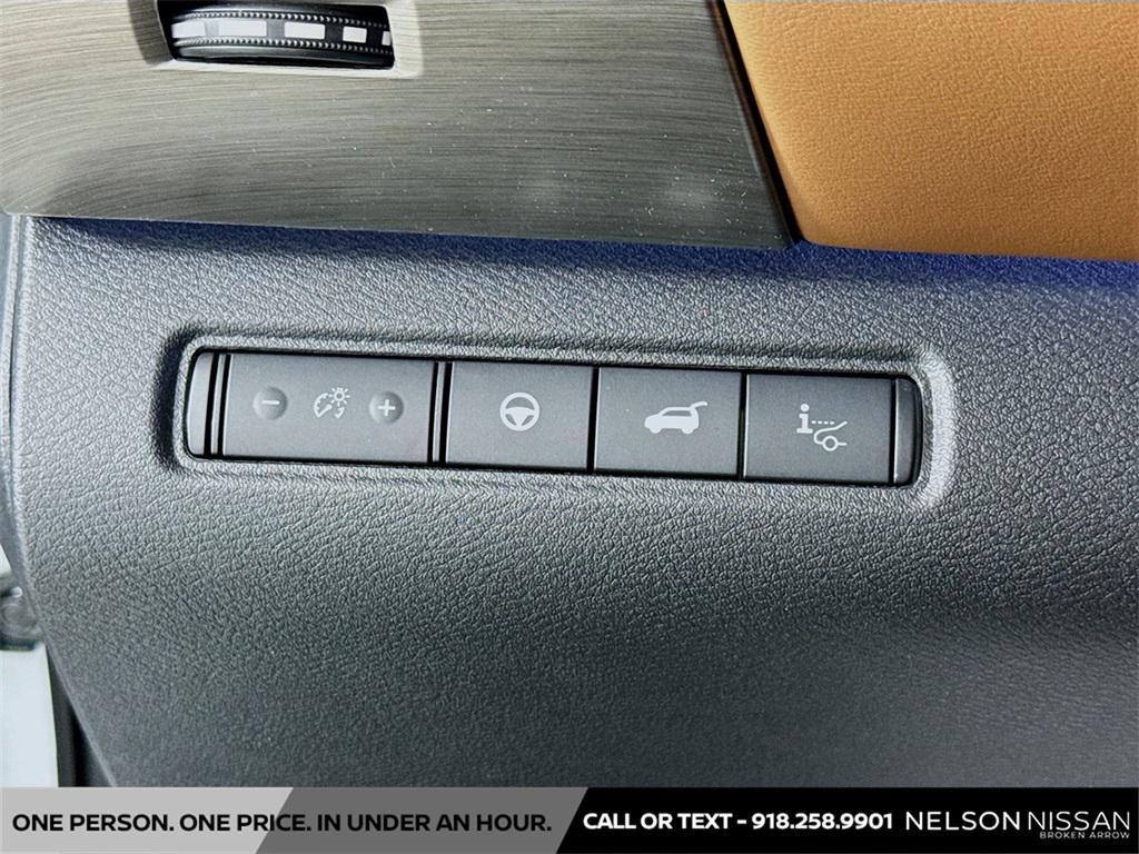 new 2025 Nissan Pathfinder car, priced at $45,901