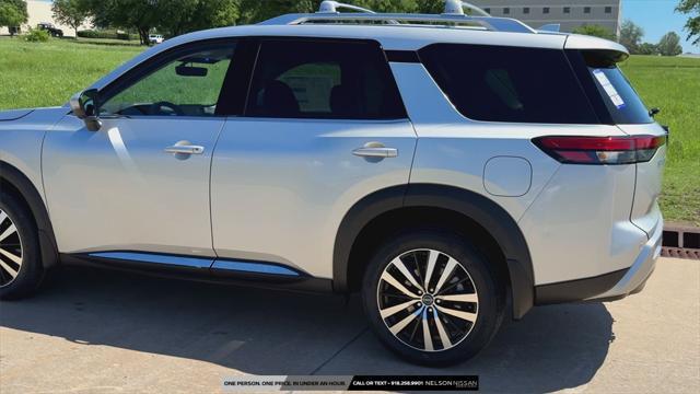 new 2025 Nissan Pathfinder car, priced at $50,589