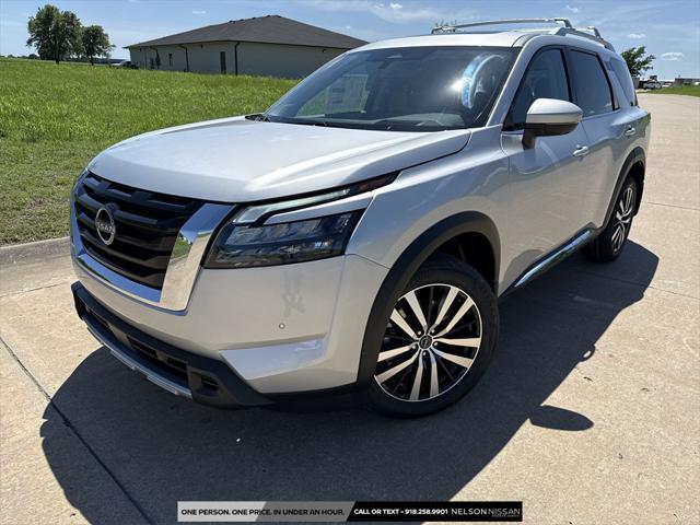 new 2025 Nissan Pathfinder car, priced at $50,589
