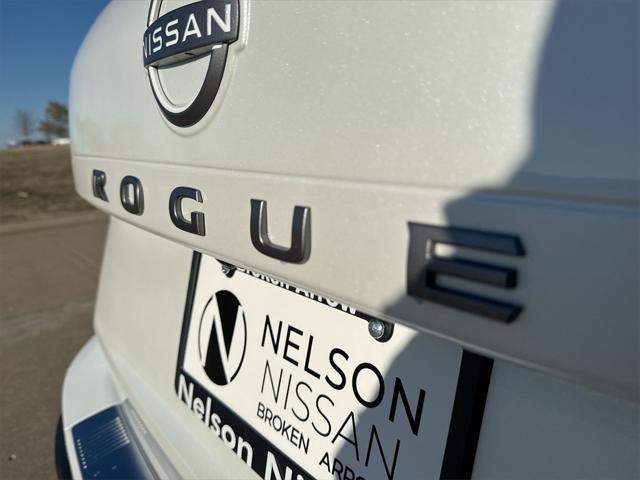 new 2025 Nissan Rogue car, priced at $32,051