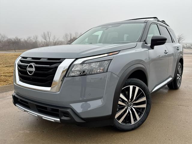 new 2025 Nissan Pathfinder car, priced at $50,916