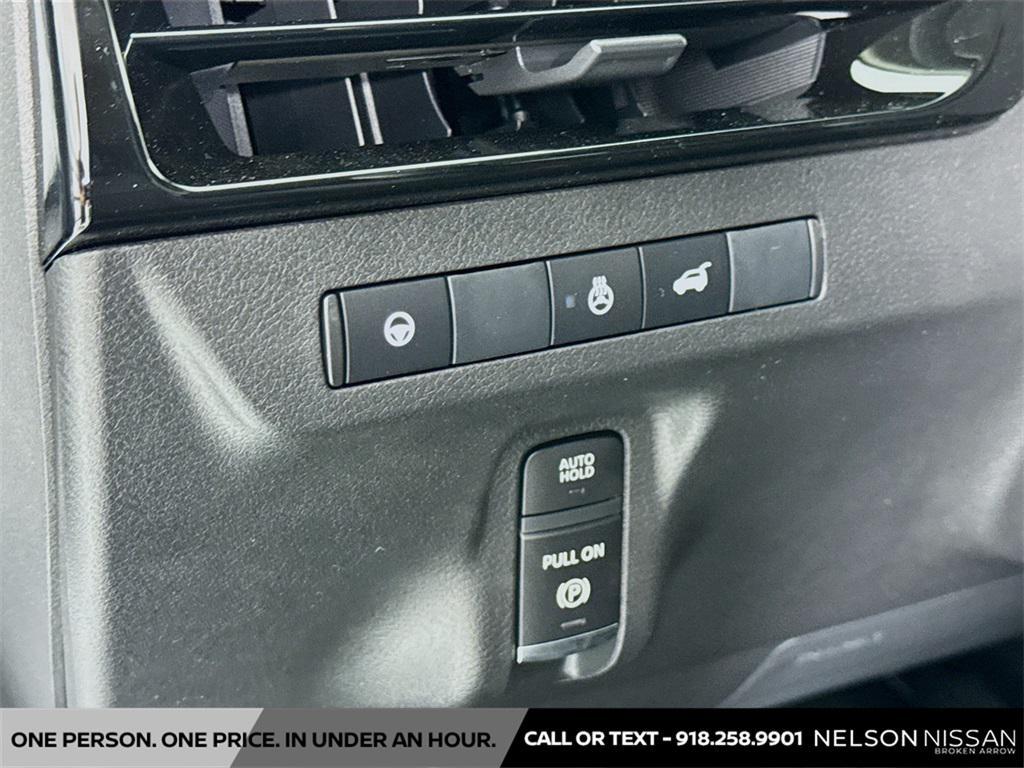 new 2025 Nissan Murano car, priced at $39,921