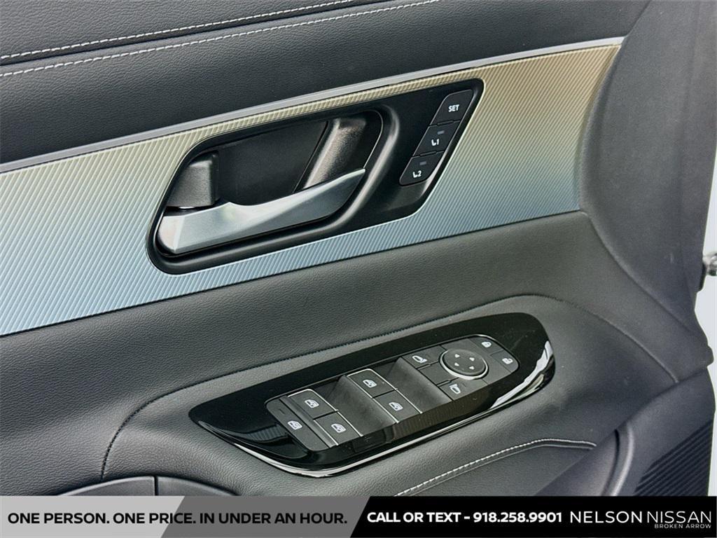 new 2025 Nissan Murano car, priced at $39,921