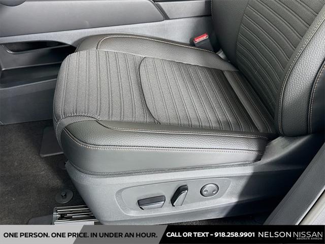 new 2025 Nissan Pathfinder car, priced at $44,017