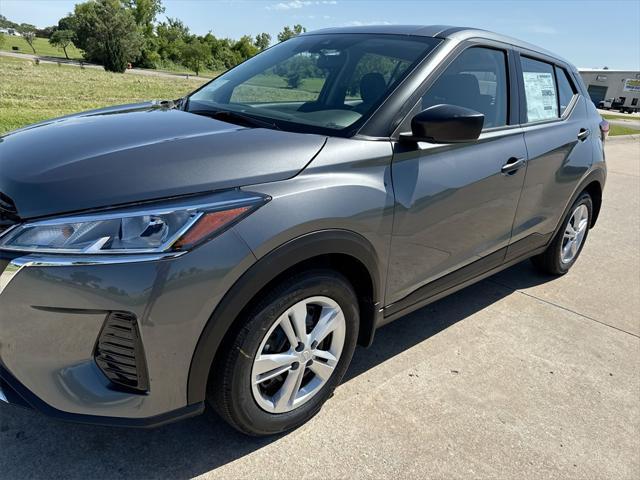 new 2025 Nissan Kicks car, priced at $22,916