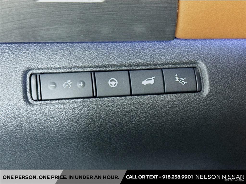 new 2025 Nissan Pathfinder car, priced at $50,033