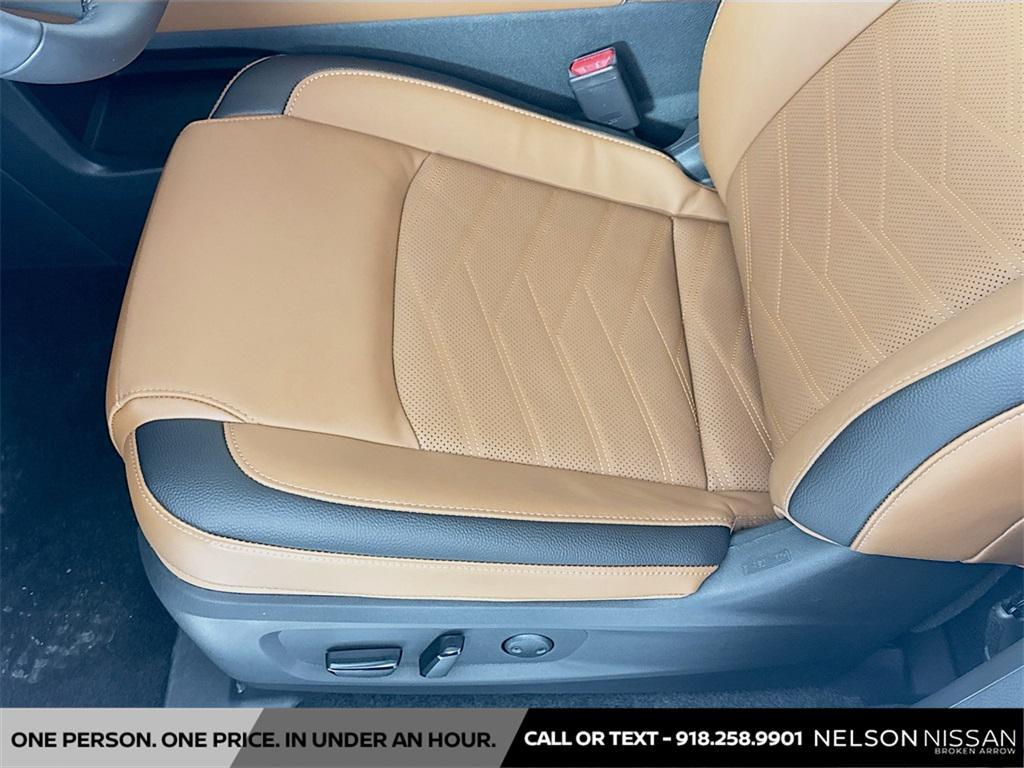new 2025 Nissan Pathfinder car, priced at $50,033