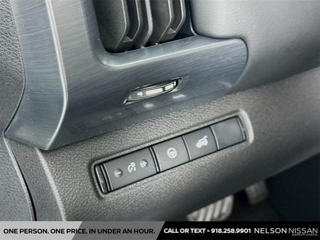 new 2025 Nissan Pathfinder car, priced at $43,518