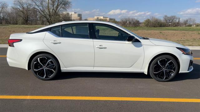 new 2024 Nissan Altima car, priced at $28,725